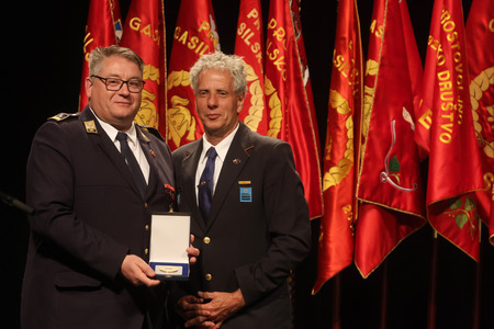 SVEČANA SEJA  GASILSKE ZVEZE CERKNICA 41 FOTO LJUBO VUKELIČ